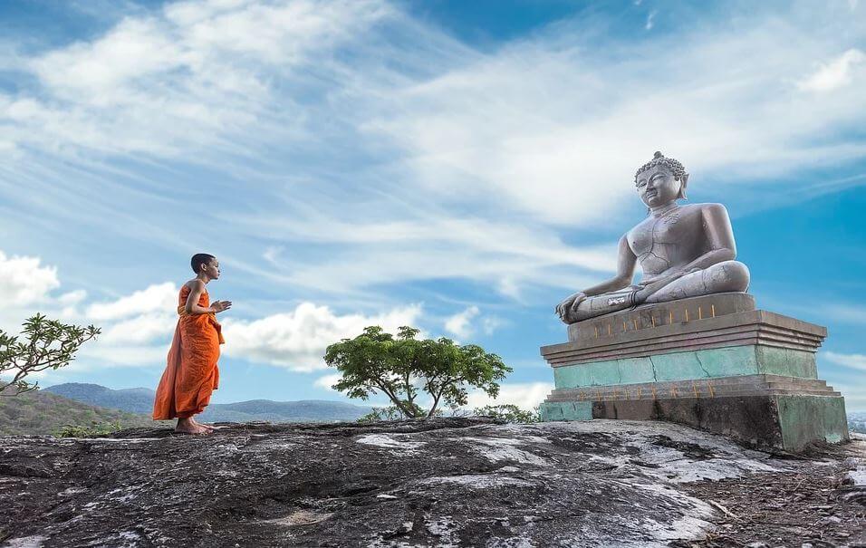 Buddhism and Hinduism similarities and differences