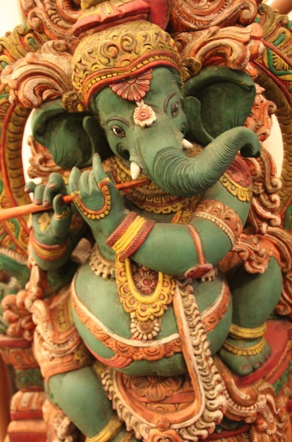 business dining etiquette in india